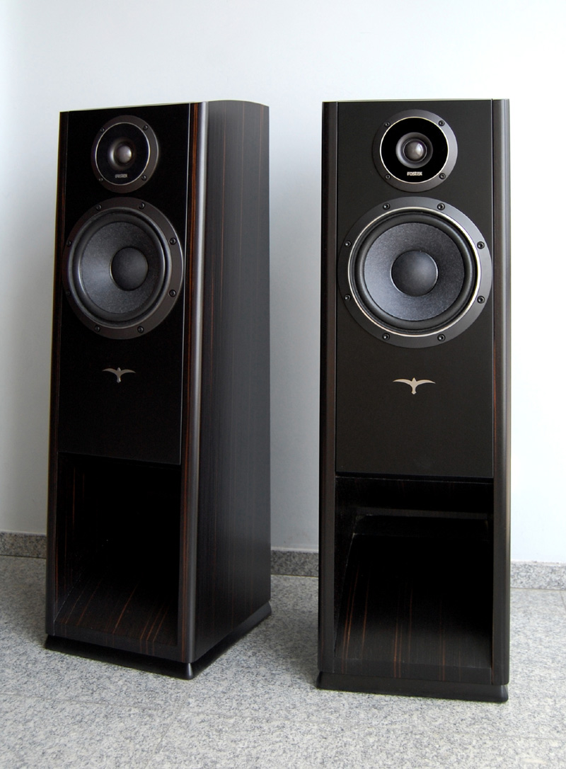 The CapriHorn is two-way BVR SPeaker System