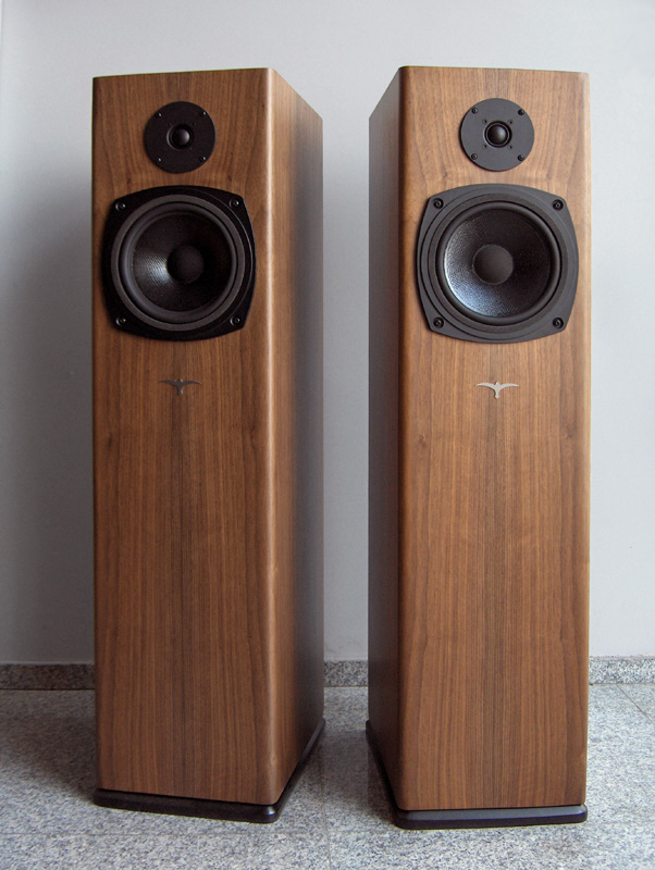 The Orgel is two-way TL loudspeaker system